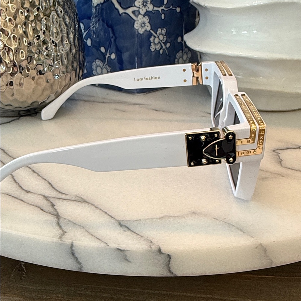 Transparent Devon Sunglasses Brilliant White - image 4